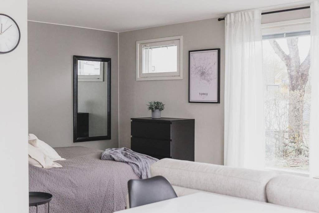 Beautiful New Studio Apartment Nearby The Center Turku Exterior foto